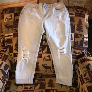 Old Navy distressed boyfriend jeans